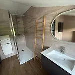 Le Relais De La Fontaine & Jacuzzi 펜션 *