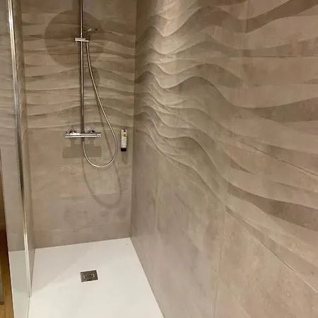 度假居 Le Relais De La Fontaine & Jacuzzi