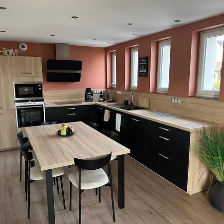 度假居 Le Relais De La Fontaine & Jacuzzi Montcornet (Ardennes)